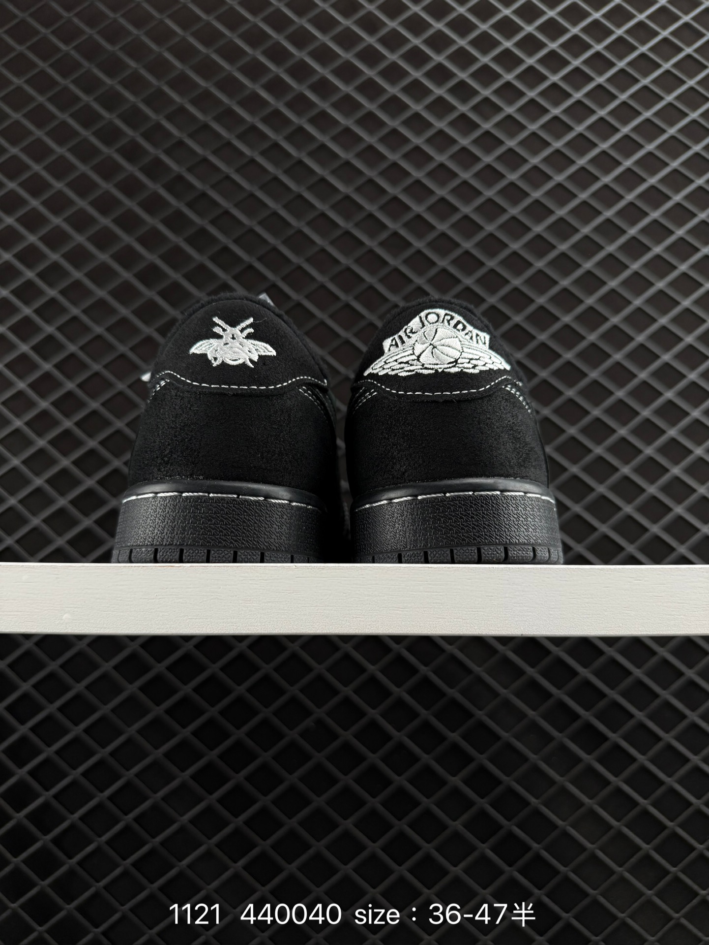 Travis Scott x Air Jordan 1 ” Reverse Mocha “